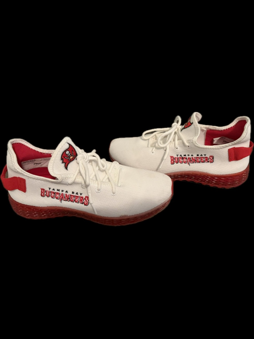 Tampa Bay Buccaneers Focco size 8 sneakers!